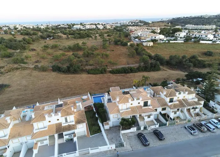 펜션 Coelho - By Algarkasa 알부페이라