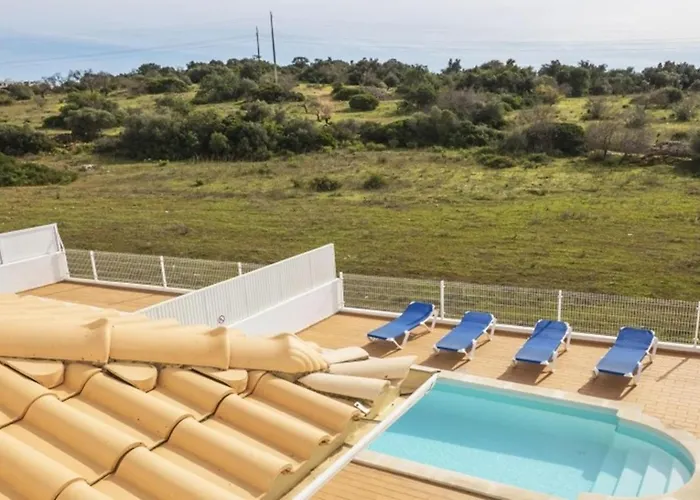 Coelho - By Algarkasa