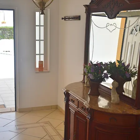 Coelho - By Algarkasa Feriehus